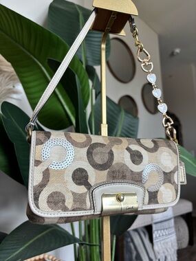 🔘⚪️🟤🔘COACH Kristin Opt Art Sequin Large Wristlet Mini Bag🔘🟤⚪️🔘